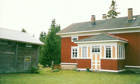 Entrance Porch of the old Rinta-Valkama farm house.