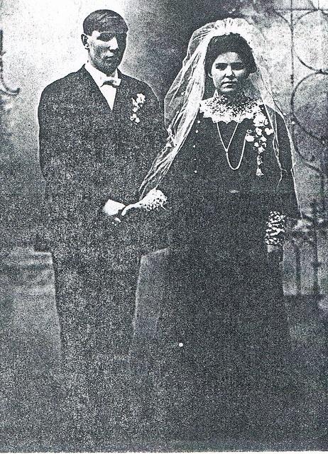 Hakanen wedding picture